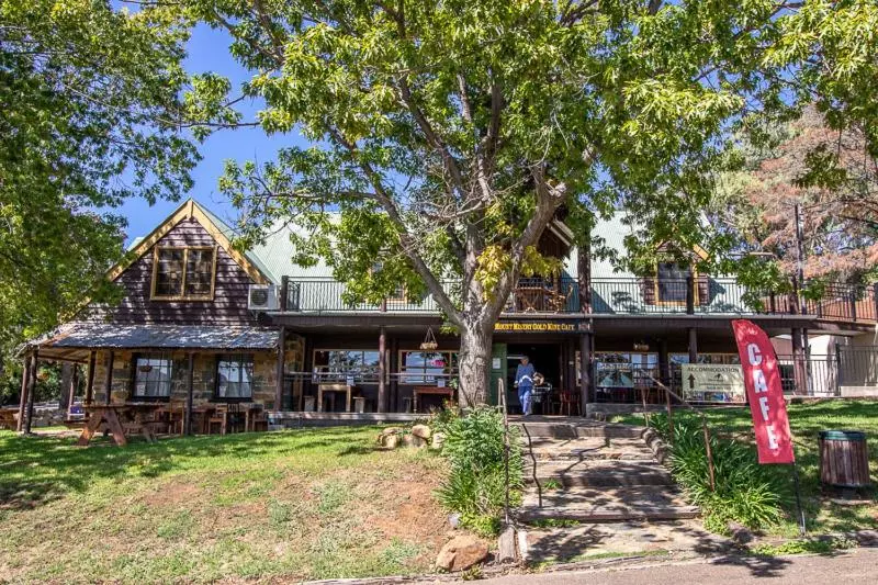 ペンション Gold Mine Guest House And Cafe