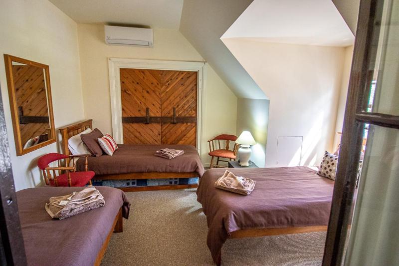 Пансион Gold Mine Guest House And Cafe