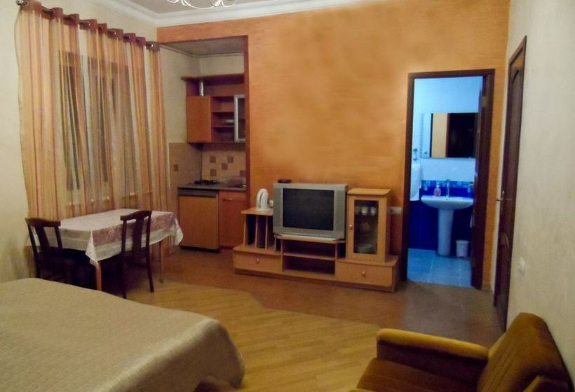 پانسیون Jermuk Guest House