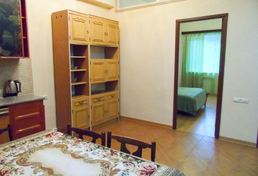 پانسیون Jermuk Guest House