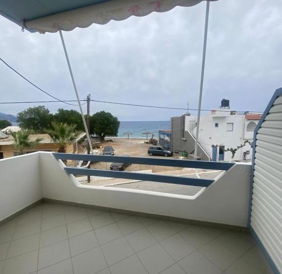 膳宿费 Scorpios Family Rooms