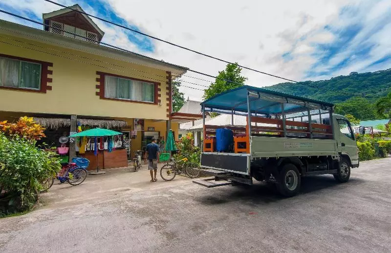 پانسیون Zerof Guest House