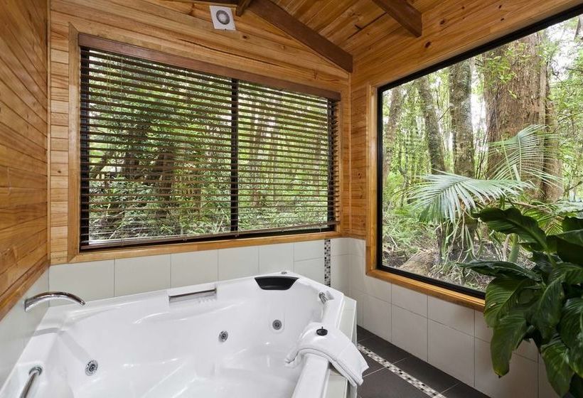 The Mouses House Rainforest Retreat