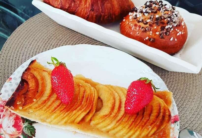 تختخواب و صبحانه A L Orée Du Pin Chambres D Hôtes