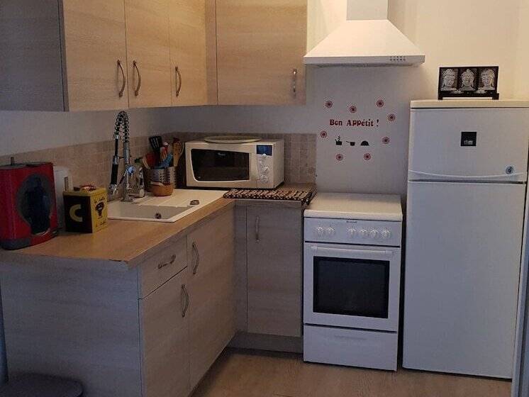 تختخواب و صبحانه A L Orée Du Pin Chambres D Hôtes