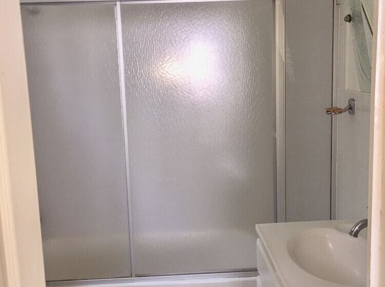 تختخواب و صبحانه San Sky