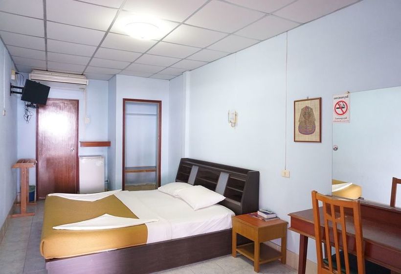 Hotel Boonchu Bangburd Resort At Chumphon