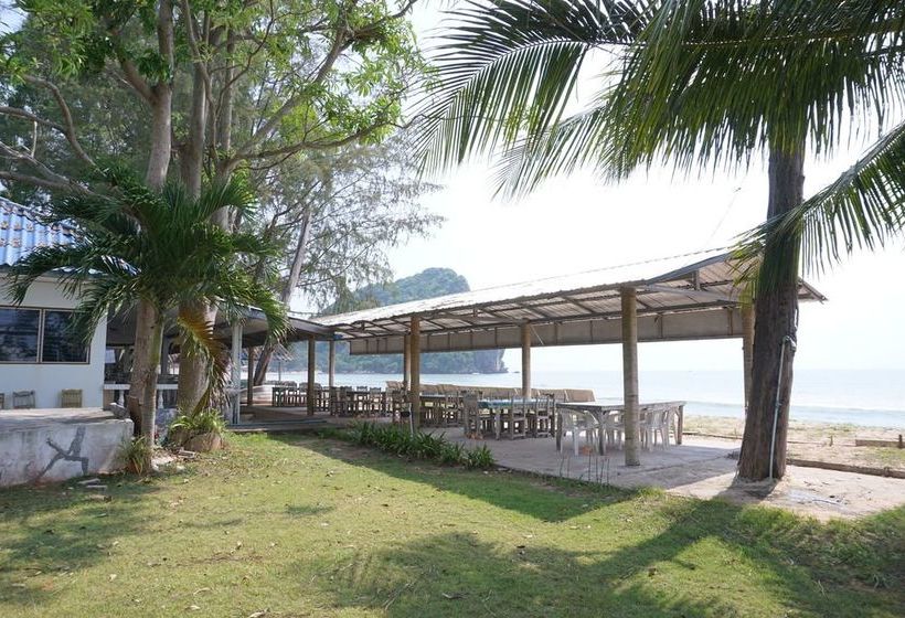 Hotel Boonchu Bangburd Resort At Chumphon