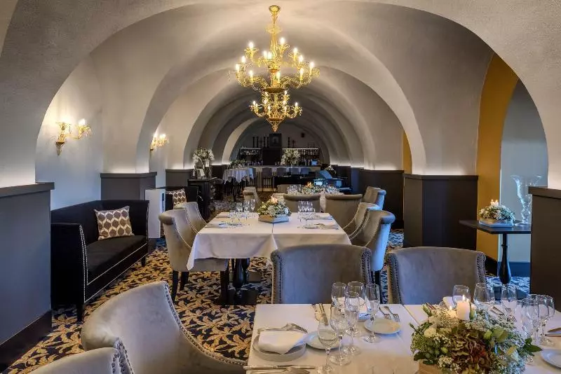 Hotel Doubletree By Hilton Carcassonne