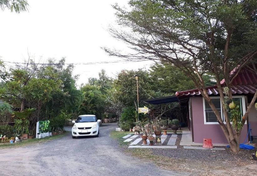 Отель Green Leaf Resort