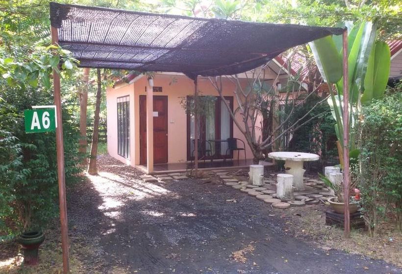 Отель Green Leaf Resort