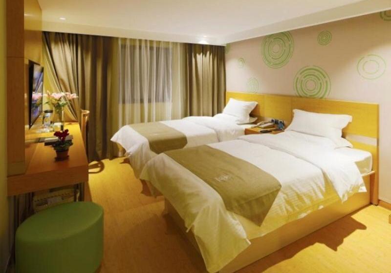 Отель Greentree Inn Shangrao Guangfeng District Huaxi Auto Trade City Business