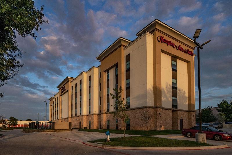 فندق Hampton Inn & Suites Dallas/plano Central