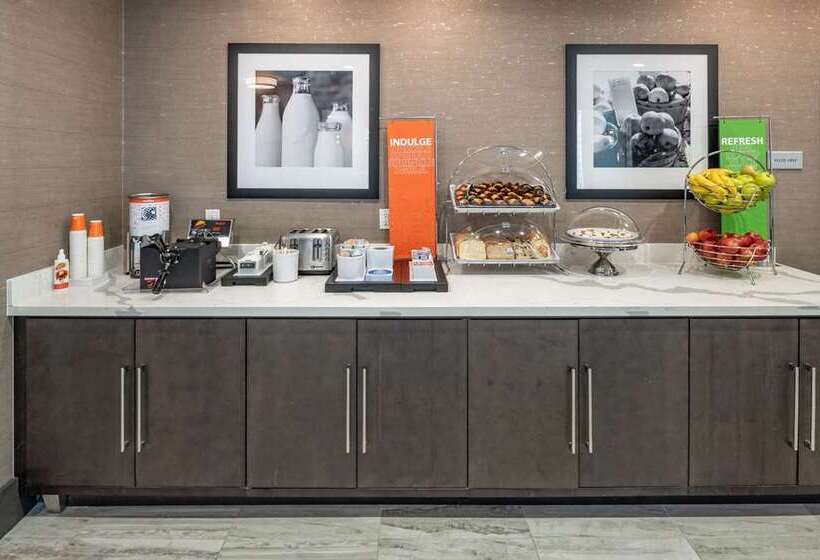 فندق Hampton Inn & Suites Dallas/plano Central