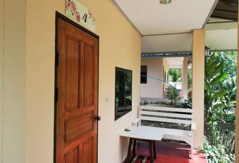 Hotelli Napadol Resort