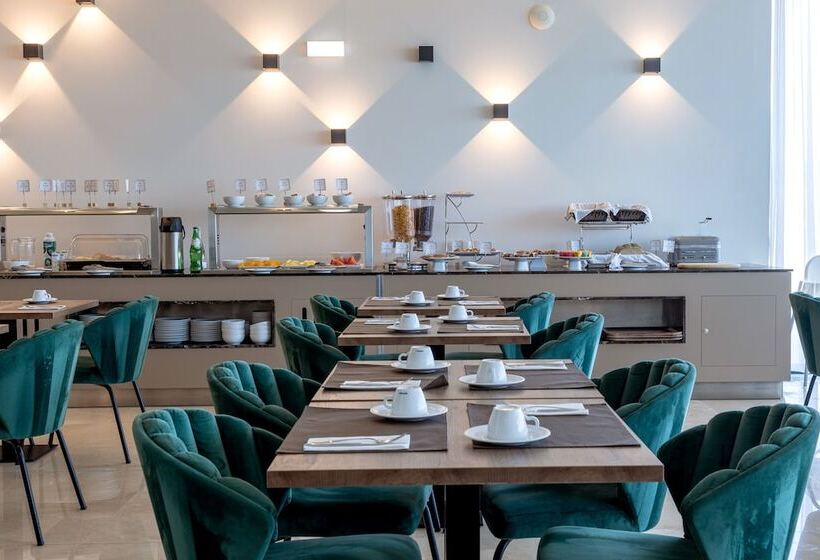 فندق Oporto Airport & Business