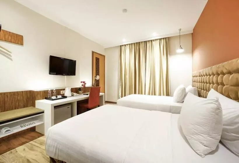 هتل The Rivavi Legian