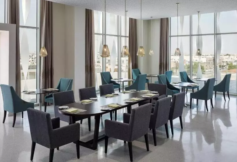 Hotelli Staybridge Suites Al Khobar, An Ihg