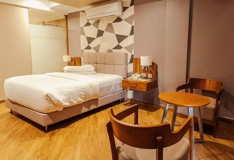 ホテル Tanga Beach Resort & Spa
