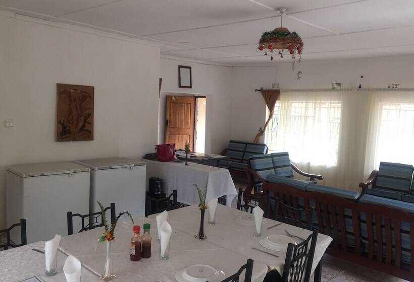 پانسیون Kana Guest House