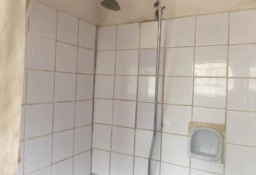 پانسیون Kana Guest House