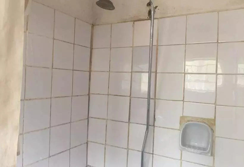 پانسیون Kana Guest House
