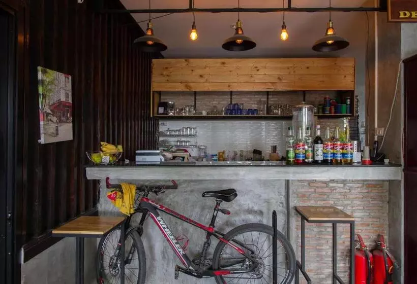 پانسیون Samed Big Tree