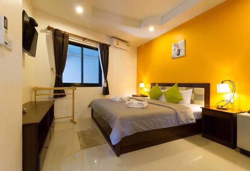 Pansiyon Samed Big Tree