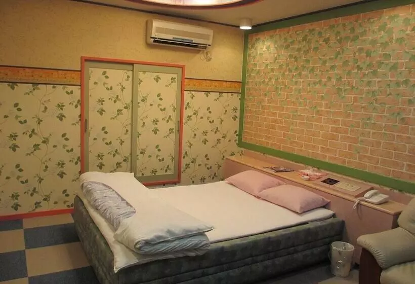 River Side Hotel Aoi Adults Only