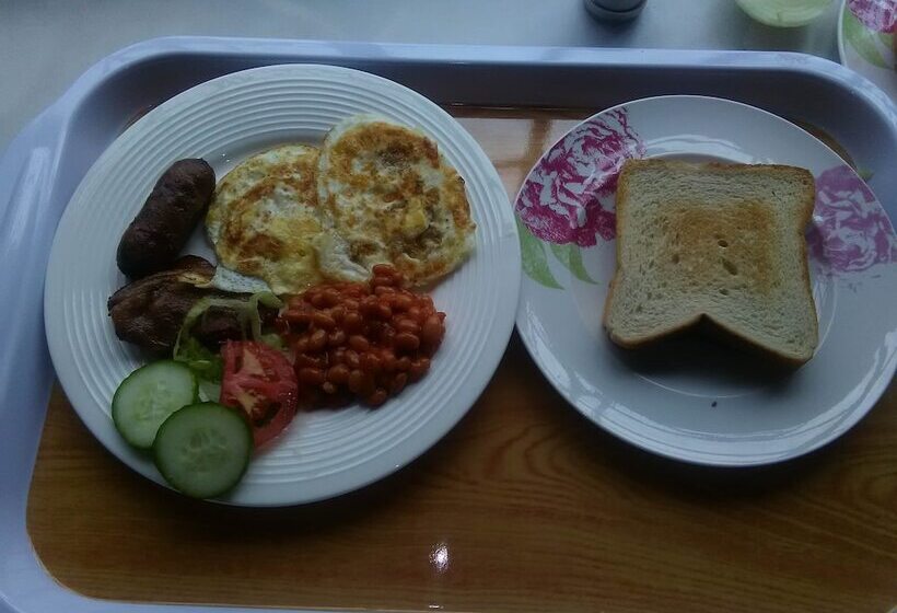 تختخواب و صبحانه Breeze Guest House