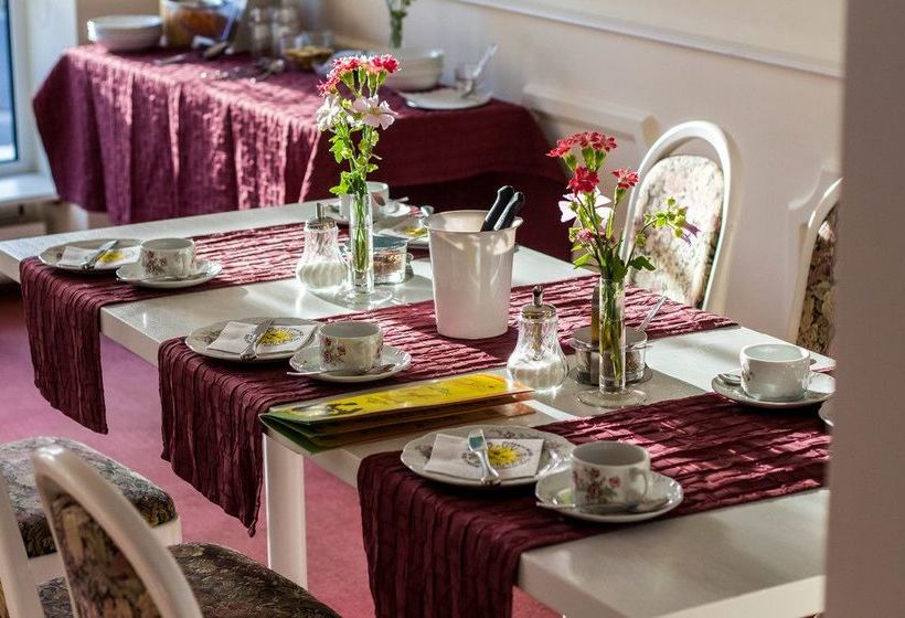 ホテル Bäckereicafé & Pension Estenfeld