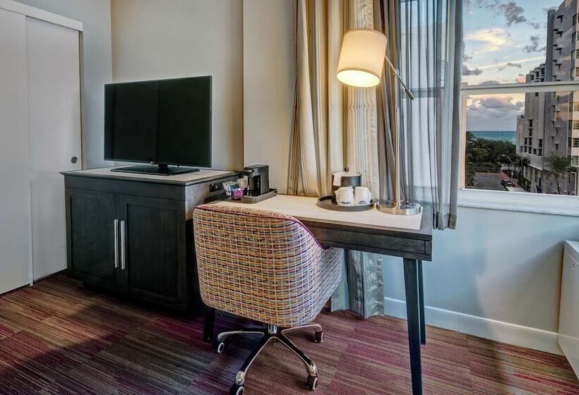 فندق Continental Miami Beach, Tapestry Collection By Hilton
