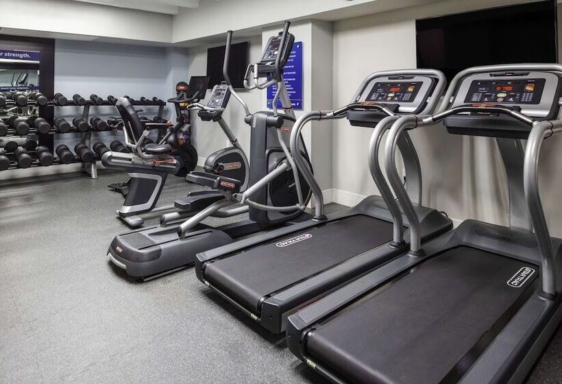 فندق Continental Miami Beach, Tapestry Collection By Hilton