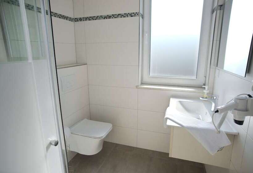 هتل Hausen Obertshausen Frankfurt