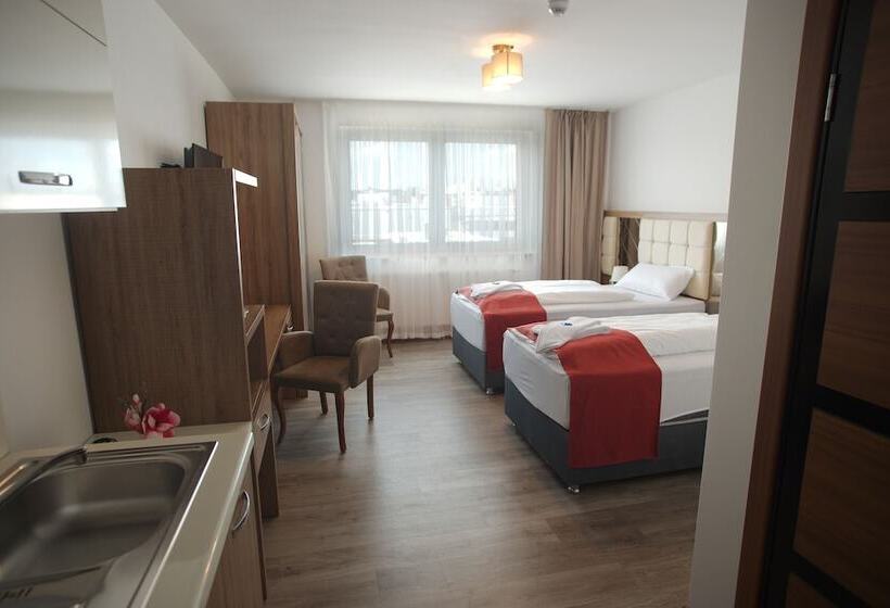 هتل Hausen Obertshausen Frankfurt