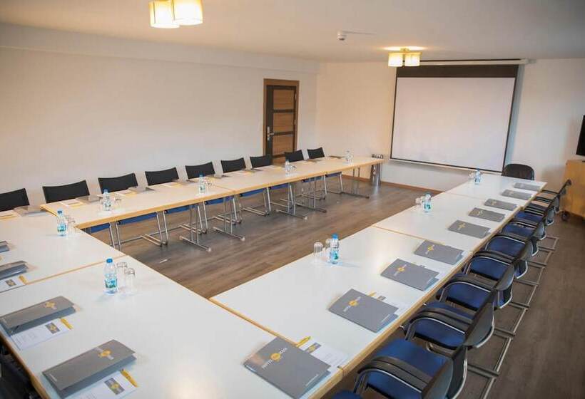 هتل Hausen Obertshausen Frankfurt