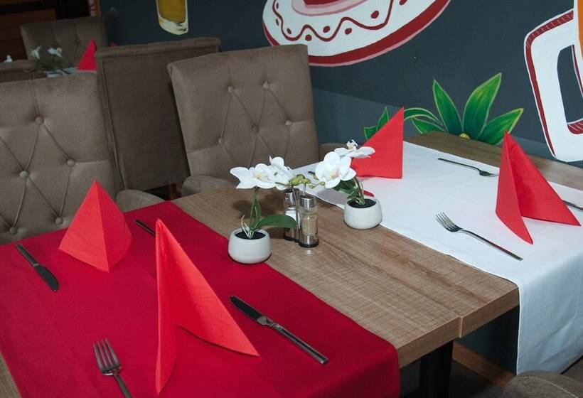 هتل Hausen Obertshausen Frankfurt