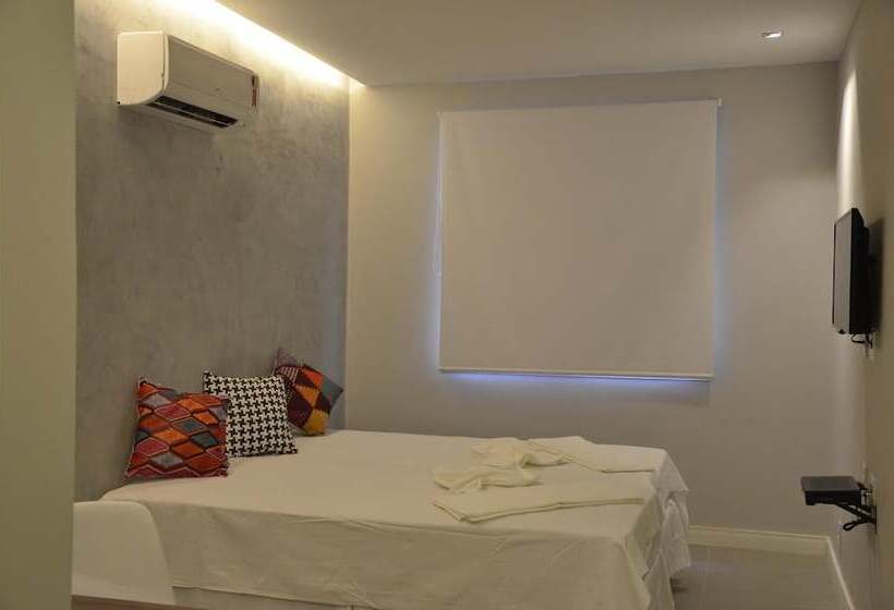 ホテル Icarai Suites