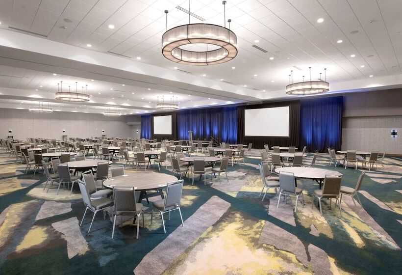 Marriott Dallas Allen Hotel & Convention Center