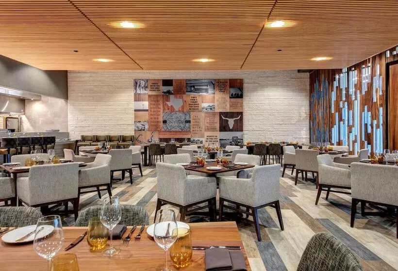 Marriott Dallas Allen Hotel & Convention Center