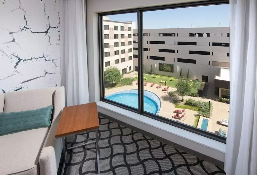 Marriott Dallas Allen Hotel & Convention Center