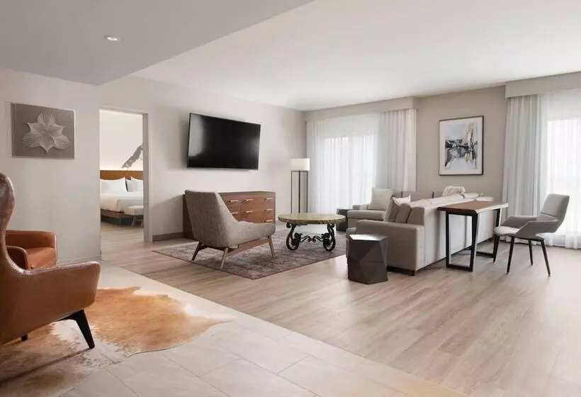 Marriott Dallas Allen Hotel & Convention Center