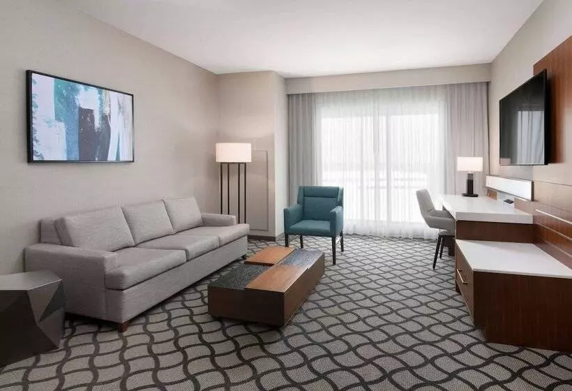 Marriott Dallas Allen Hotel & Convention Center