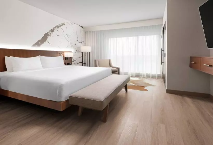 Marriott Dallas Allen Hotel & Convention Center