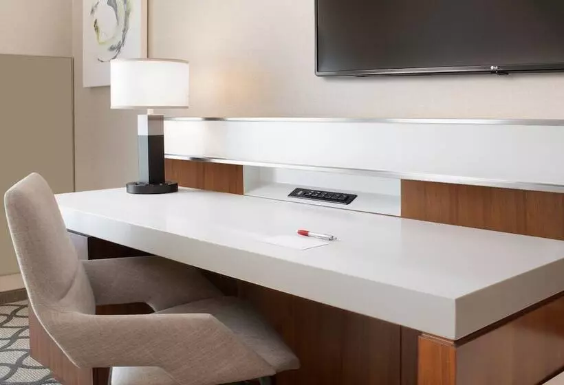 Marriott Dallas Allen Hotel & Convention Center