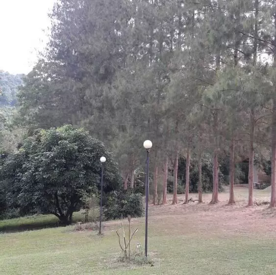 Hotelli Suanrimtarn Suanphung