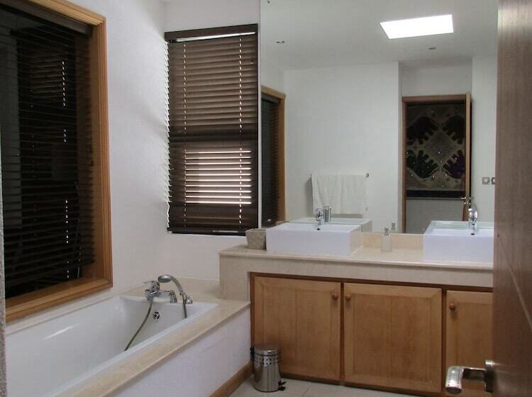 Villa Pied Dans L'eau