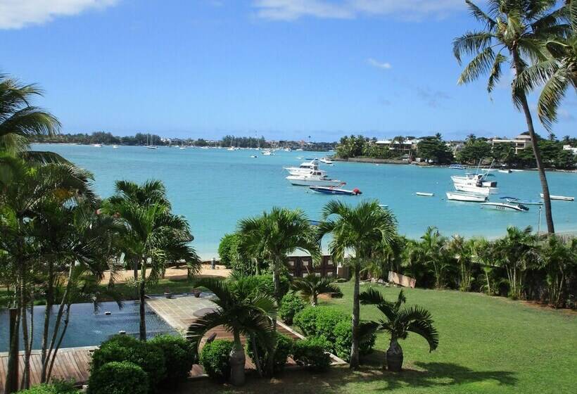 Villa Pied Dans L'eau