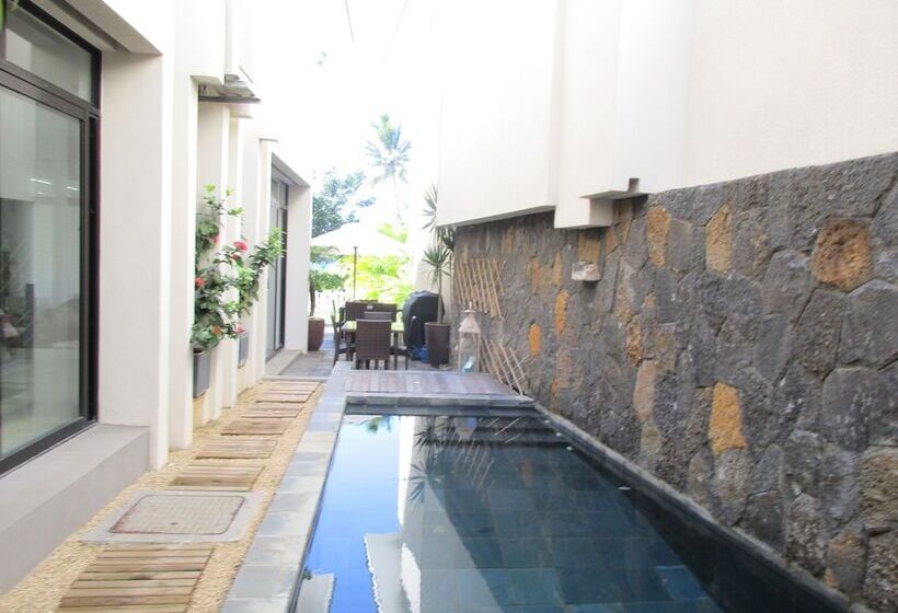 Villa Pied Dans L'eau