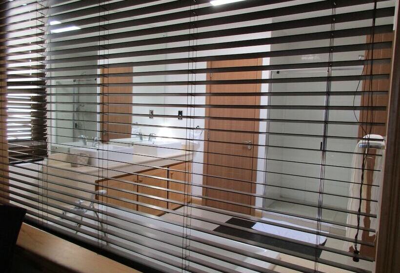 Villa Pied Dans L'eau